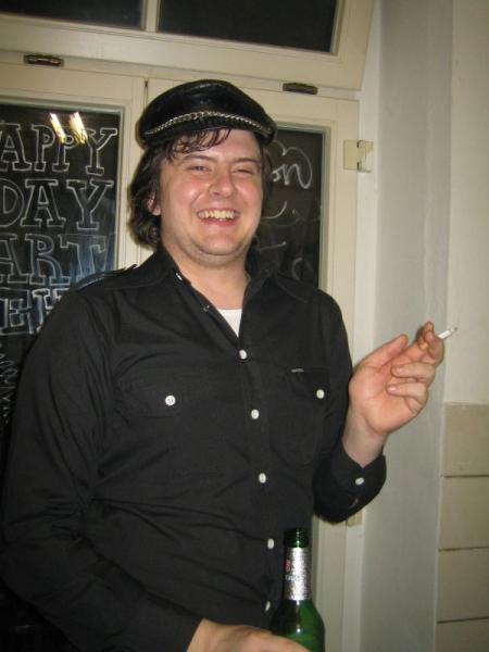 post-1823-1173717912_thumb.jpg