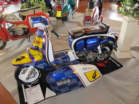Customshow Antwerpen 2011 (Archivfund)