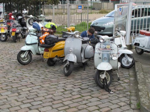 Customshow Antwerpen 2011 (Archivfund)